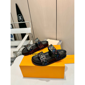 Louis Vuitton sandals Louis Vuitton sandals